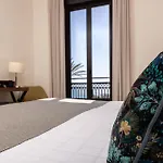 Westminster & 4* Nice