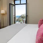 Westminster & 4* Nice