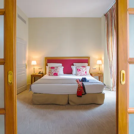 Westminster & ホテル