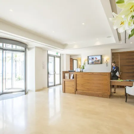 Westminster & 4* Nizza