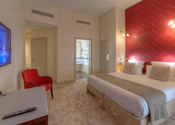 Westminster & 4* Nice