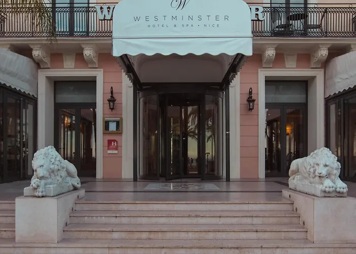 Westminster & ホテル ニース