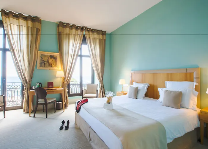 Westminster & 4* Nice