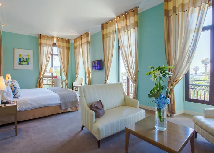 Hotel Westminster & 4*