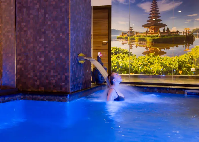 Westminster & ホテル