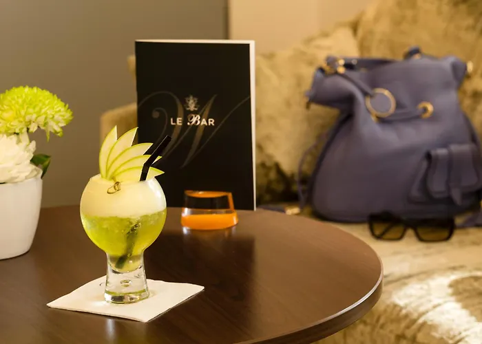 Westminster & 4* 니스