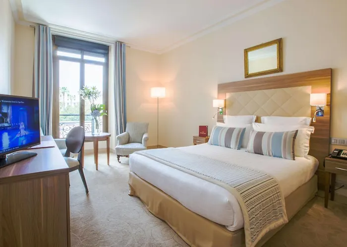 Westminster & Отель Ницца