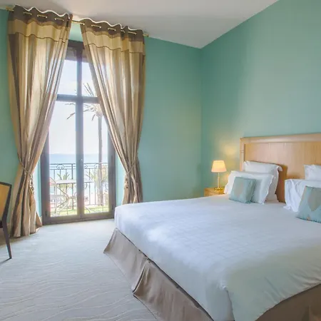 Hotel Westminster & 4*