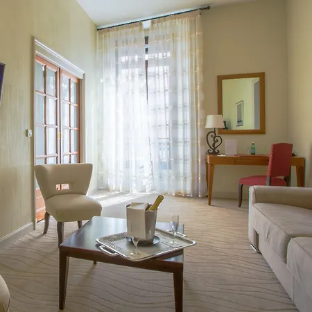 Westminster & Hotel 4*